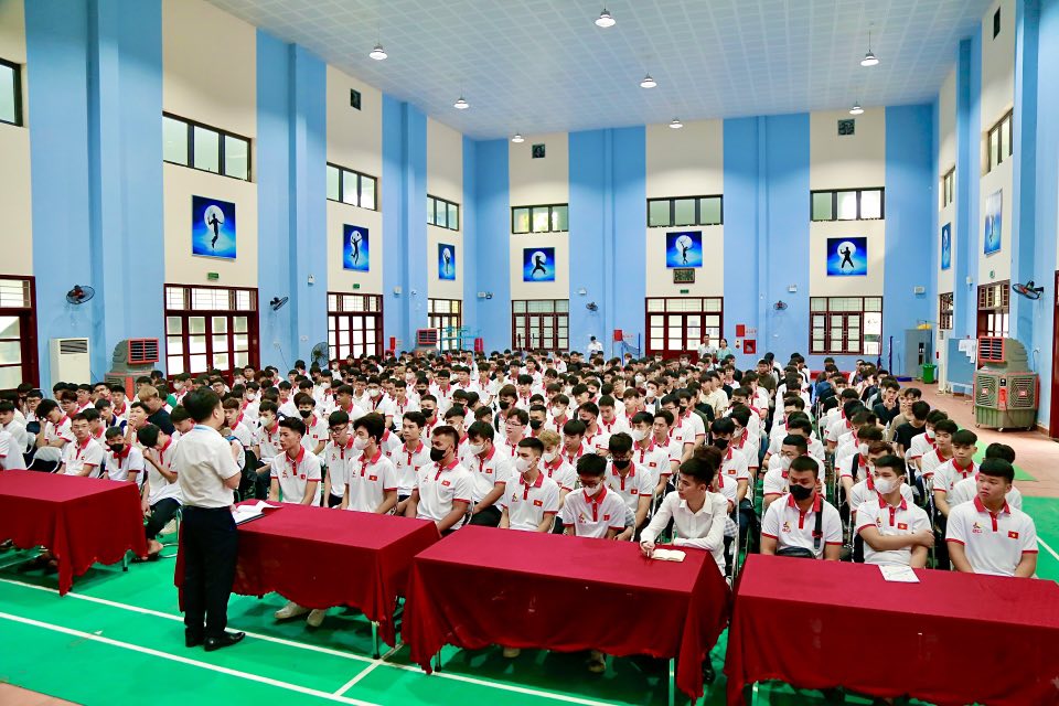 Tuần Lễ Định Hướng K16: Buổi Phổ Biến Quy Chế và Nội Quy Học Đường Quan Trọng