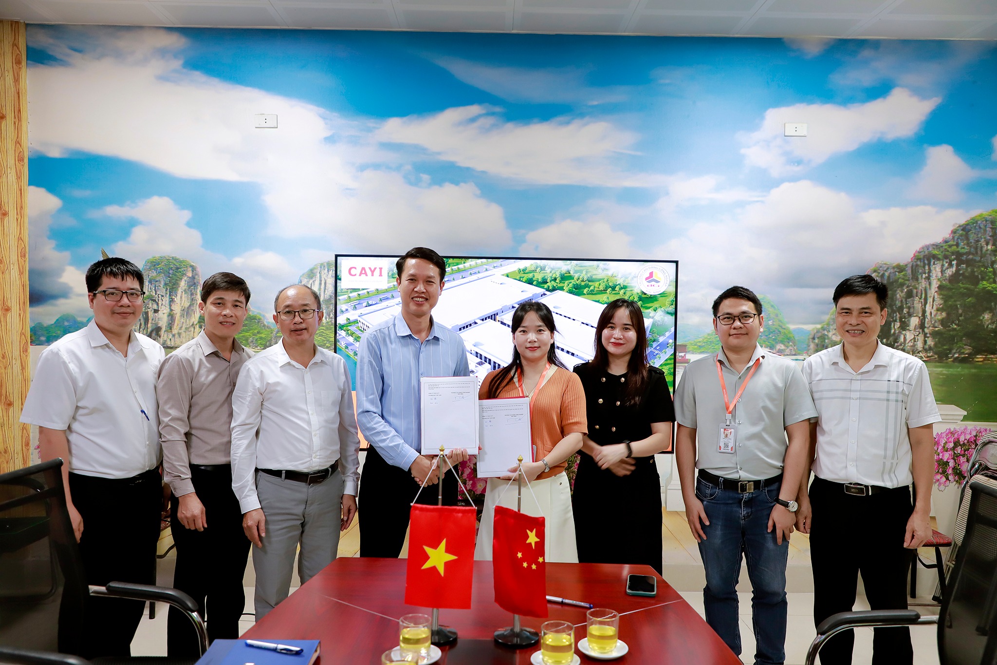Trường Cao đẳng Công nghiệp Bắc Ninh và CAYI Technology Việt Nam Ký kết Hợp tác Chiến lược Đào tạo Nhân lực