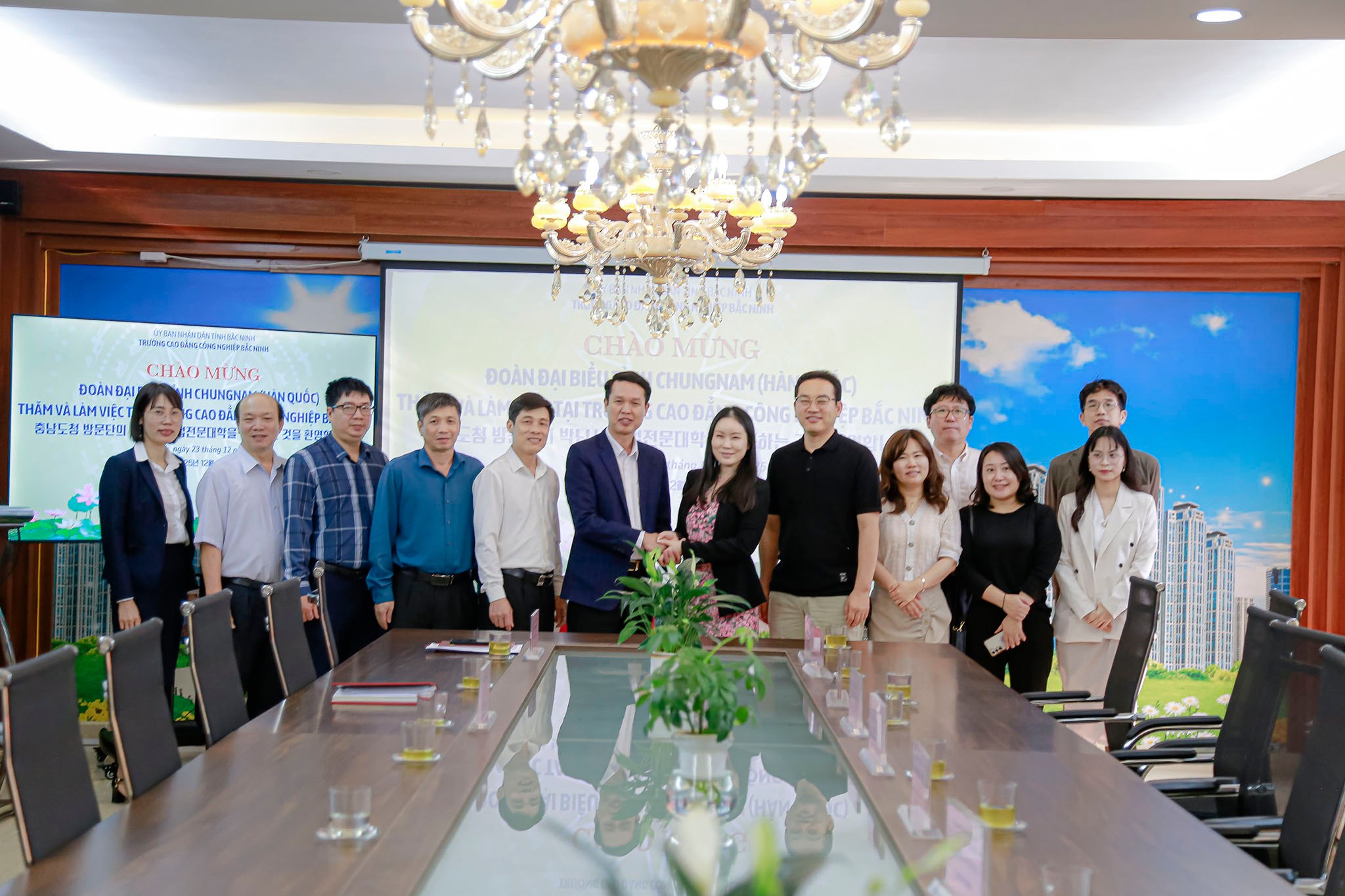 BCI ĐÓN TIẾP ĐOÀN ĐẠI BIỂU TỈNH CHUNGNAM (HÀN QUỐC): MỞ RA CƠ HỘI ĐÀO TẠO VÀ LÀM VIỆC QUỐC TẾ CHO SINH VIÊN