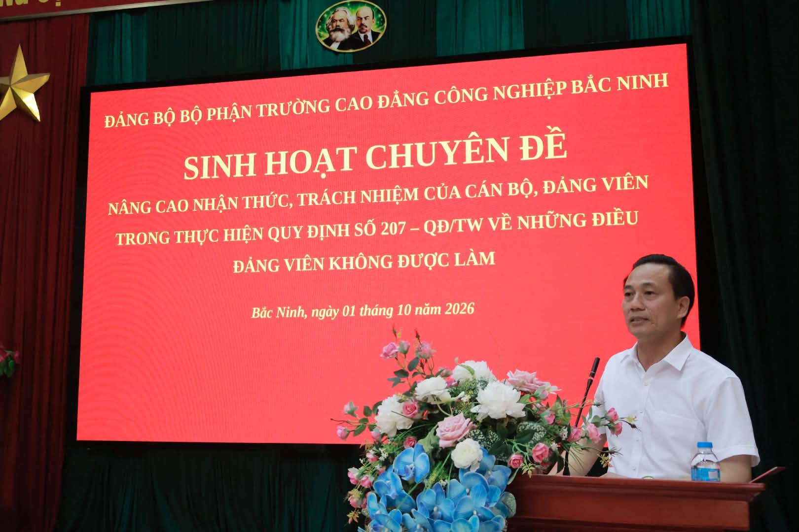 Trường Cao đẳng Công nghiệp Bắc Ninh đẩy mạnh sinh hoạt chính trị, nâng cao kỷ luật, kỷ cương và đạo đức nhà giáo