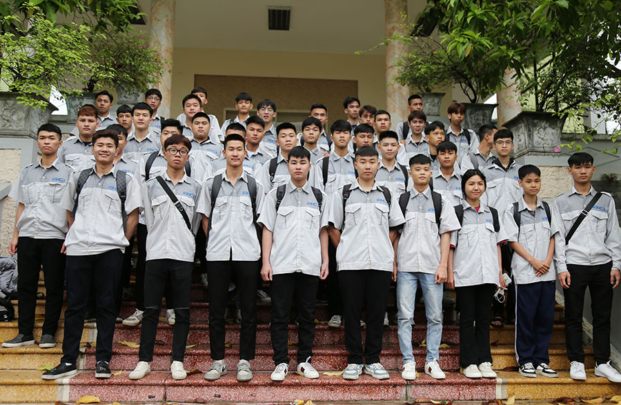 Sinh viên BCi năm thứ nhất tham gia trải nghiệm thực tế tại Canon Việt Nam