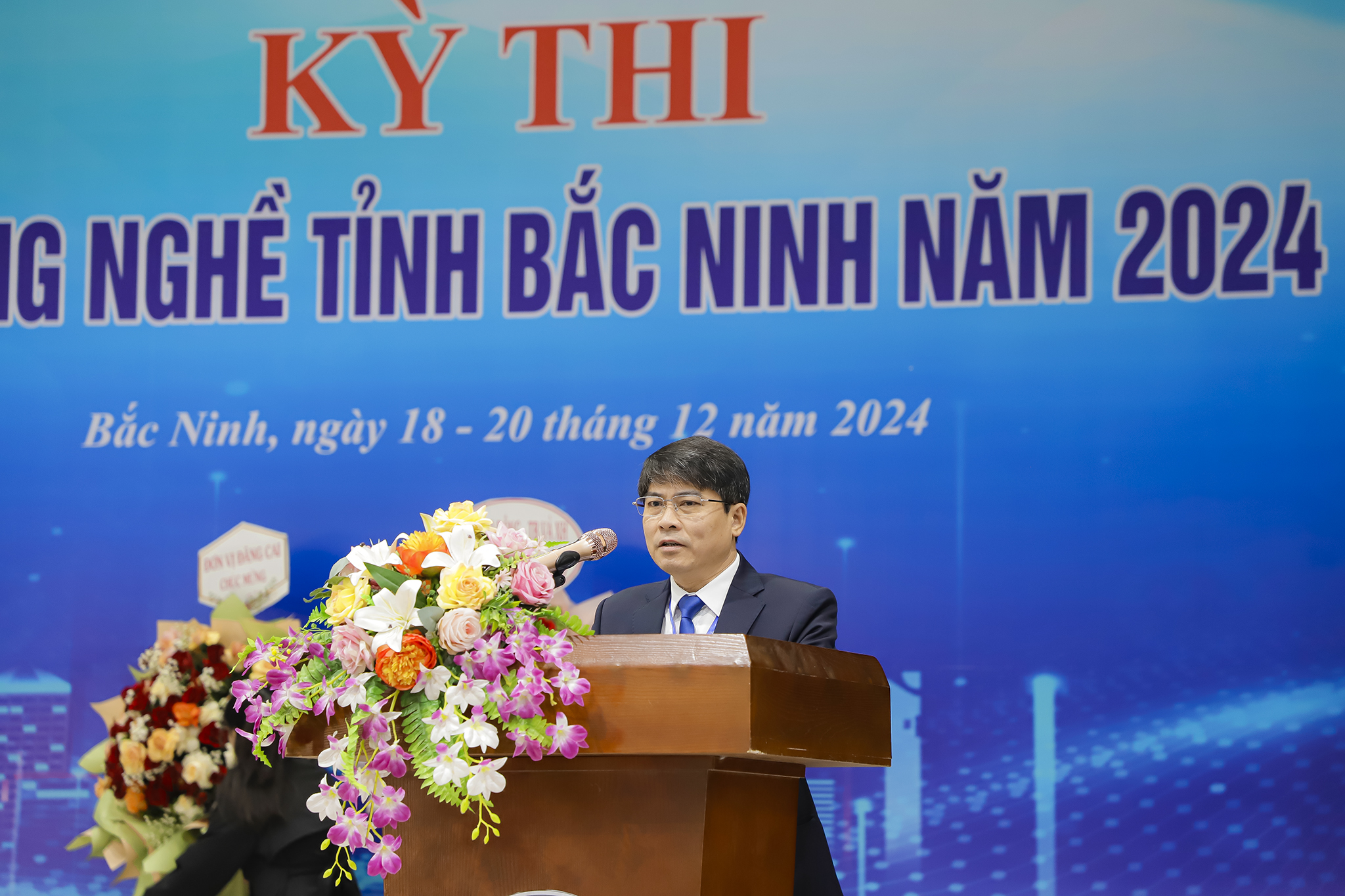 Ông Đoàn Xuân Thanh (Phó Giám đốc Sở Lao động Thương binh & Xã hội) phát biểu khai mạc Kỳ thi Kỹ năng nghề tỉnh Bắc Ninh 2024