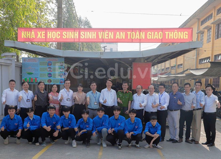 Trường Cao đẳng Công nghiệp Bắc Ninh ra mắt mô hình “Nhà xe học sinh, sinh viên an toàn giao thông”